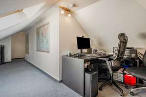 Schöne 3,5-Zimmer Galeriewohnung mit großem Balkon + FBH + EBK + Keller + Garage + Spitzboden – Die vollständige Adresse der Immobilie erhältst du vom Anbieter., 41065 Hardterbroich-Pesch, Mönchengladbach – Vorschaubild 5