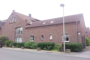 Gutshof am Stadtwald: Exklusiv sanierte 2ZKDB + Gäste WC – Engerstraße 61, 47800 Bockum, Krefeld – Vorschaubild 2