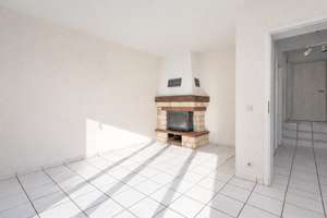 Geräumiges Reihenendhaus im Split-Level-Stil mit tollem Blick in die Wiembachaue in Berg.-Neukirchen – Die vollständige Adresse der Immobilie erhältst du vom Anbieter., 51381 Lützenkirchen, Leverkusen – Vorschaubild 4