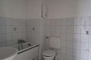 Frisch renovierte 4 Zimmer Wohnung in Siegen sucht nette Mieter – Ypernstr. 190, 57072 Siegen, Siegen – Vorschaubild 6