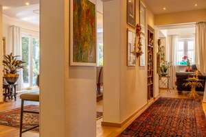 Ein zauberhaftes und vielseitiges Haus in Spitzenlage direkt am Grüngürtel und Engl. Garten – Die vollständige Adresse der Immobilie erhältst du vom Anbieter., 80805 Alte Heide-Hirschau, München – Vorschaubild 4