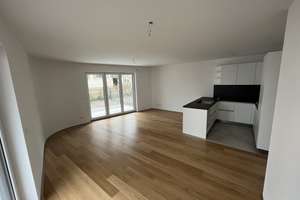 attraktive 3-Zimmer-Whg mit EBK, Terrasse, Garten u. Keller in Obermenzing – Bauseweinallee 86d, 81247 Obermenzing, München – Vorschaubild 2