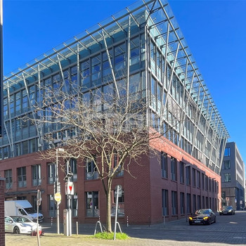 Medienhafen I Mietflächen mit Innenhofoase I provisionsfrei