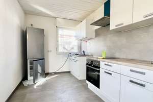 HOFHEIM: RENOVIERTES EFH MIT 6 ZIMMERN, 2 BÄDERN, 2 KÜCHEN, GARAGE UND CARPORT – Die vollständige Adresse der Immobilie erhältst du vom Anbieter., 65719 Hofheim am Taunus – Vorschaubild 33
