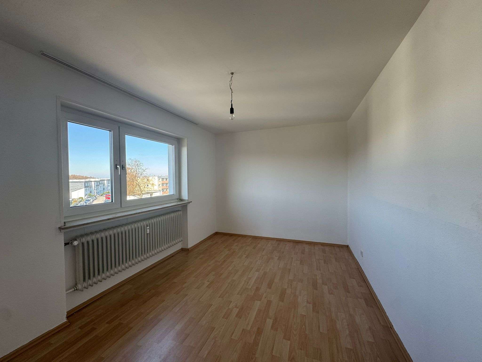 Immobilie in Ennepetal - 4,0-Zimmer-Wohnung mit Balkon und Weitsicht in Ennepetal-Voerde - Bild 0