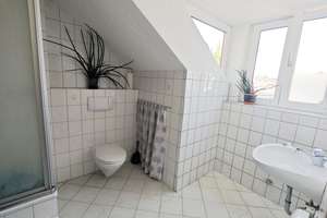 Gepflegtes Reihenmittelhaus mit großem Garten in München-Berg am Laim – Die vollständige Adresse der Immobilie erhältst du vom Anbieter., 81673 Josephsburg, München – Vorschaubild 9