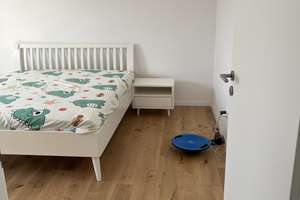 Möbliertes modernes 6,5-Zimmer Haus mit hellem Wohnzimmer , tolle Terrasse und Einbauküche – 71229 Leonberg – Vorschaubild 31