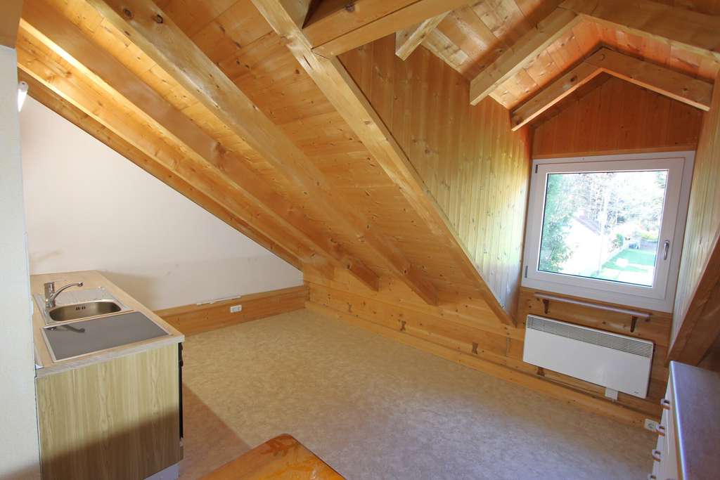 Immobilie in Sindelsdorf - Lichtdurchflutete 3-Zi.-mit Option auf 4-Zi.-DG - Whg. sofort beziehbar! - Bild 3