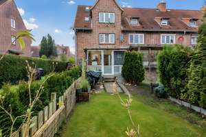 REH Kiel-Elmschenhagen: Ideale Kapitalanlage, Garten & Wintergarten – Die vollständige Adresse der Immobilie erhältst du vom Anbieter., 24147 Elmschenhagen, Kiel – Vorschaubild 15