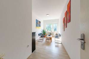 Krefeld-Cracau – Lichtdurchflutete 3-Zimmer-Wohnung mit sonniger Loggia – Die vollständige Adresse der Immobilie erhältst du vom Anbieter., 47798 Cracau, Krefeld – Vorschaubild 3