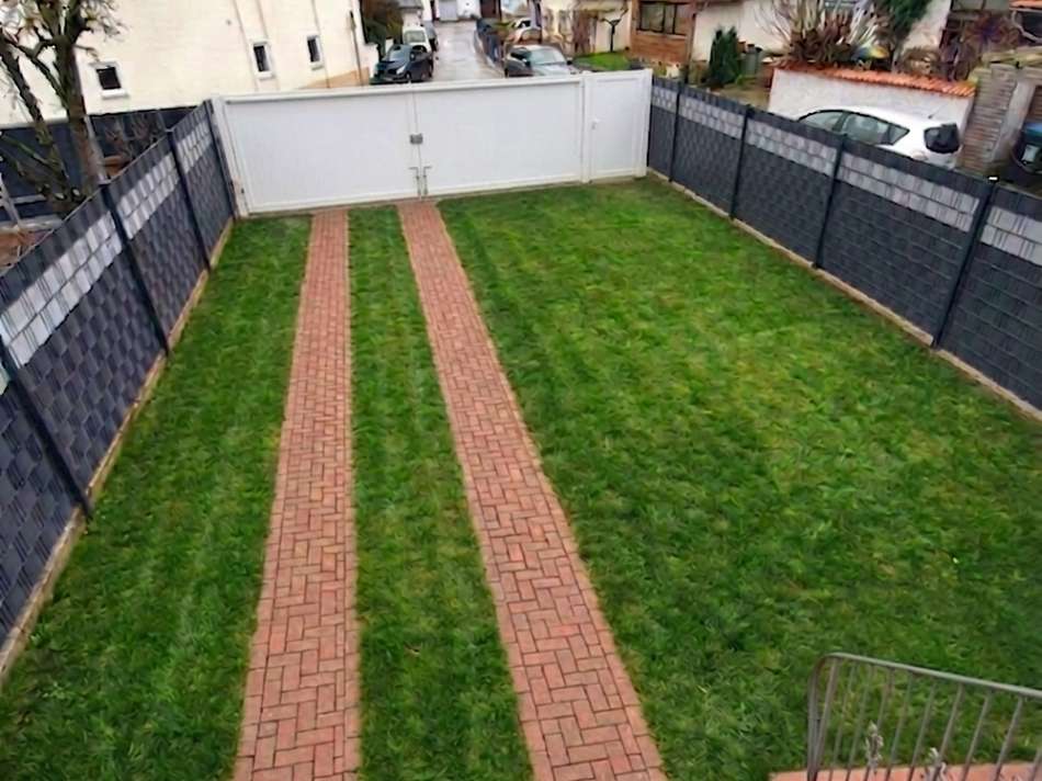 Hof mit Garten Illustration