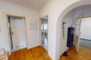 Substanz. Ertrag. Perspektive. – Vollvermietetes MFH mit vier Einheiten in Karlsruhe am Lindenplatz – Die vollständige Adresse der Immobilie erhältst du vom Anbieter., 76185 Mühlburg, Karlsruhe – Vorschaubild 4