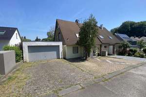 Platz, Grün und Gestaltungsspielraum: Ihr neues Zuhause in Solingen – Die vollständige Adresse der Immobilie erhältst du vom Anbieter., 42655 Burg/Höhscheid, Solingen – Vorschaubild 11