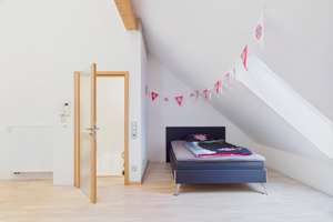 Luxus-Doppelhaushälfte mit Smart Home, Pool, Premium-Küche, Heimkino, Kamin & Wintergarten – Die vollständige Adresse der Immobilie erhältst du vom Anbieter., 86899 Landsberg am Lech – Vorschaubild 23