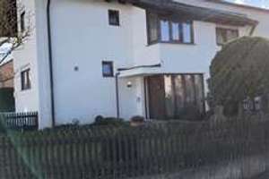 Schöne DHH mit Garten in ruhiger Lage in Leipheim – Die vollständige Adresse der Immobilie erhältst du vom Anbieter., 89340 Leipheim – Vorschaubild 3