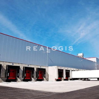 Bis zu ca. 15.000 qm Lager -/Logistikfläche |14x Rampen | Ca. 4,20 m - 10,00 m UKB