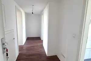//  3 Zimmer Wohnung mit Balkon // – Richard-Wagner-Straße 1, 47226 Duisburg – Vorschaubild 9