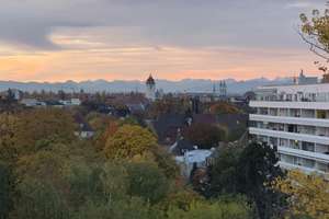 Möbliert: 1-Zimmer Wohnung mit Balkon, 8. OG in Schwabing, NUR für 1 Person, ab dem 10 Dezember – Leopoldstraße 191, 80804 Münchner Freiheit, München – Vorschaubild 12