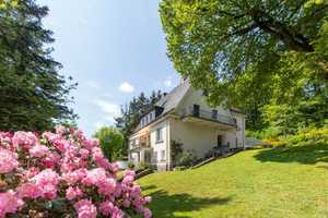 Großzügige Villa mit zwei Wohneinheiten und klassischem Charme am grünen Stadtrand von Lüdenscheid. – Märkischer Kreis – Vorschaubild 27