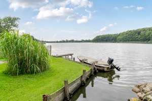 Sehen, ohne gesehen zu werden:
Großzügig Wohnen im Zweifamilienhaus mit Blick übers Lindauer Noor – Schleswig-Flensburg (Kreis) – Vorschaubild 29