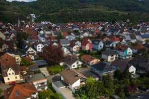 Traumhaus ! Viel Platz und vielseitige Nutzung – Ein-/Zweifamilienhaus mit sep. Whng. Carport/Garage – Die vollständige Adresse der Immobilie erhältst du vom Anbieter., 69514 Laudenbach – Vorschaubild 35
