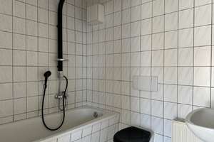 Schöne 2-Raum-Wohnung mit Balkon und Tiefgaragenstellplatz in ruhiger Lage! – Hauffstraße 3,5, 39114 Herrenkrug, Magdeburg – Vorschaubild 7