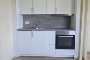 Stilvolle 2- Zimmer Wohnung in repräsentativer Altbauvilla – 60598 Sachsenhausen-Süd, Frankfurt am Main – Vorschaubild 4
