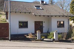 Maulbronn, großzügiges , freistehendes Enfamilienhaus mit großem Grundstück – Wannenbachweg 8, 75433 Maulbronn – Vorschaubild 1