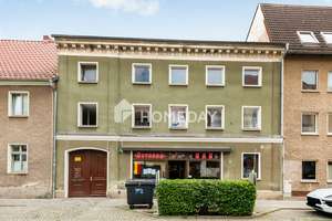 Lukrative Investition mit 7,6 % Rendite: Voll vermietetes MFH mit Gewerbeeinheit und 2 Wohneinheiten – Die vollständige Adresse der Immobilie erhältst du vom Anbieter., 15806 Zossen – Vorschaubild 1