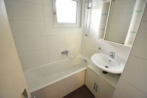 Stuttgart-Cannstatt-SOFORT FREI: Attraktive 3-Zimmer-Wohnung in ruhiger Lage – Die vollständige Adresse der Immobilie erhältst du vom Anbieter., 70372 Seelberg, Stuttgart – Vorschaubild 4