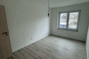 PROVISIONSFREI! - Doppelhaushälfte mit Garten und Garage. 5000€ Küchengutschein zum Frühlingsstart – Sauerbrunnenstr. 19, 74564 Crailsheim – Vorschaubild 8