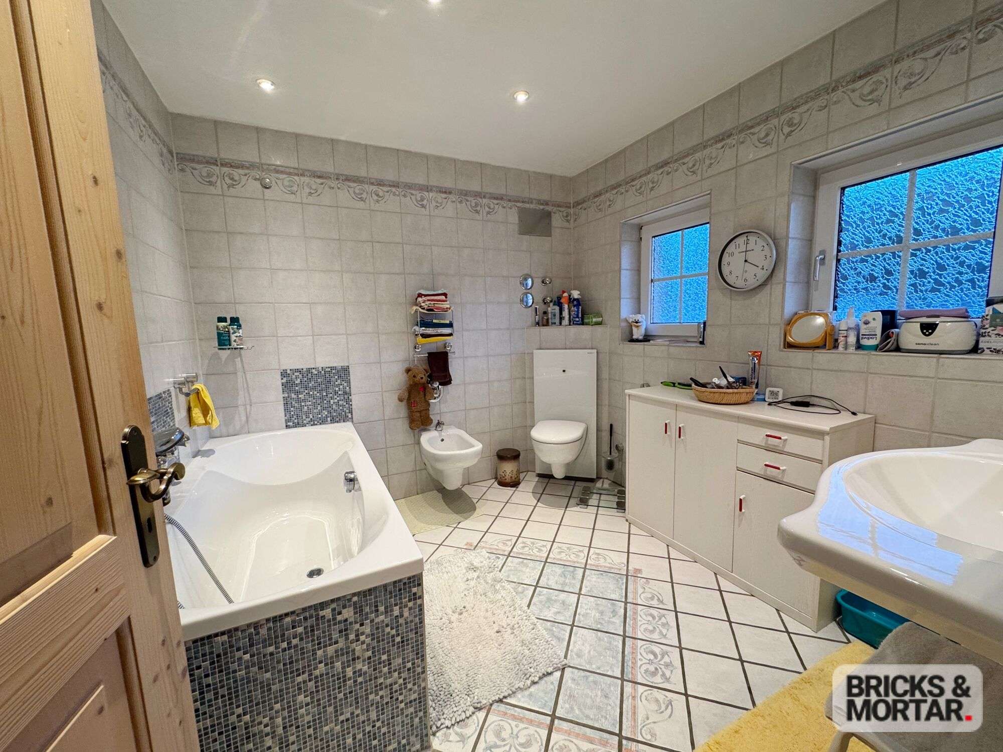 Immobilie in Oberstaufen - Flexibel nutzbares Wohnhaus – Eigennutzung oder Mehrfamilienkonzept - Bild 0