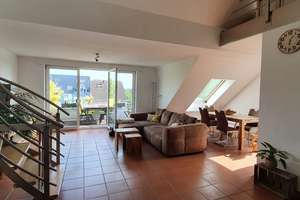 Lichtdurchflutete 4-Zimmer Dachgeschosswohnung über 2 Ebenen (120 qm) in Herzogenrath/Kohlscheid – Die vollständige Adresse der Immobilie erhältst du vom Anbieter., 52134 Herzogenrath – Vorschaubild 2