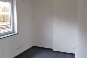 Modernes, geräumiges Haus mit acht Zimmern in Gersthofen OT – Augsburg (Kreis) – Vorschaubild 9