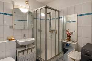 Gut geschnittene 2-Zimmer-Wohnung mit Balkon in Bad Godesberg – Die vollständige Adresse der Immobilie erhältst du vom Anbieter., 53117 Alt-Godesberg, Bonn – Vorschaubild 5