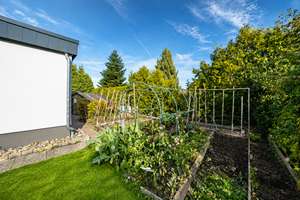 Bungalow in Balingen-Weilstetten – Sonnengrundstück, großer Garten, Garage & erneuertes Flachdach! – Die vollständige Adresse der Immobilie erhältst du vom Anbieter., 72336 Balingen – Vorschaubild 7