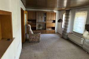 Renovierungsbedürftiges Haus in Innenstadtlage mit Garage, Stellplatz und 2 großen Terrassen – Die vollständige Adresse der Immobilie erhältst du vom Anbieter., 57072 Siegen, Siegen – Vorschaubild 21