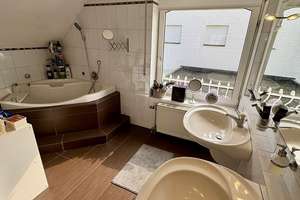 Exklusives Einfamilienhaus mit Innen- und Außenpool sowie elegantem Kaminambiente – Die vollständige Adresse der Immobilie erhältst du vom Anbieter., 41239 Hockstein, Mönchengladbach – Vorschaubild 19