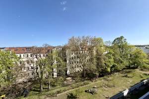 Großzügige und moderne 4-Zimmer-Wohnung (145 m²) mit 2 Balkonen & TG in Toplage Stralauer Halbinsel – Die vollständige Adresse der Immobilie erhältst du vom Anbieter., 10245 Friedrichshain, Berlin – Vorschaubild 14