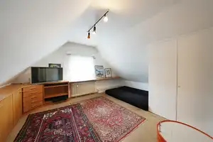 Krefeld-Benrad: Attraktives Einfamilienhaus mit Doppelgarage – Krefeld – Vorschaubild 17