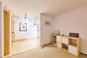Großzügiges Familienhaus mit Garten, Sauna & Photovoltaik in ruhiger Lage von Waldtrudering – Die vollständige Adresse der Immobilie erhältst du vom Anbieter., 81827 Waldtrudering, München – Vorschaubild 24