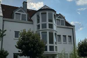 Großzügiges Haus mit 11 Zimmern in Offenbach-Bieber, Bj. 1992 – Die vollständige Adresse der Immobilie erhältst du vom Anbieter., 63073 Bieber, Offenbach am Main – Vorschaubild 2