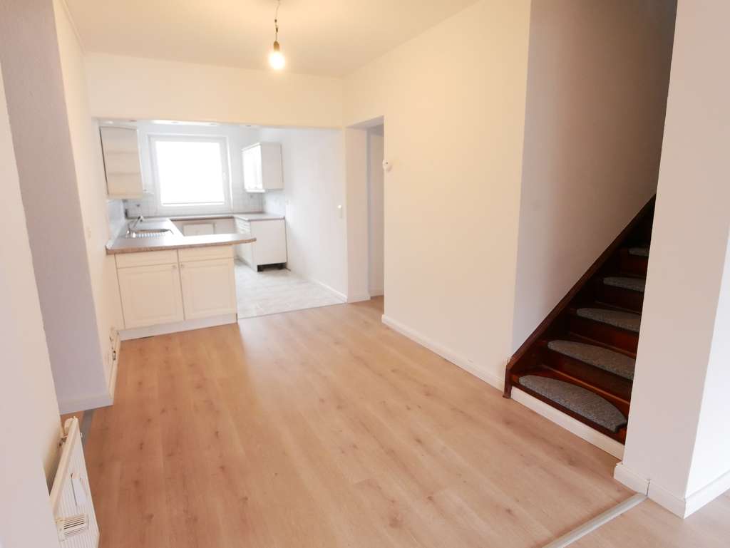 Immobilie in Halstenbek - viel Platz! - 4,5 Zi. Maisonette-Whg in bester Lage von Halstenbek - Bild 3