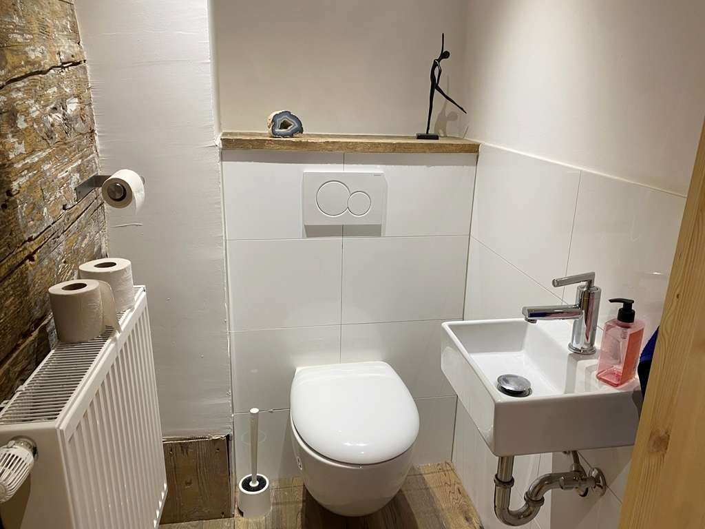 Immobilie in Grünenbach - "Einfach zum Wohlfühlen" - Bauernhaus mit 3 WE bei Grünenbach, zum Selbstbezug oder für Vermietung - Bild 0