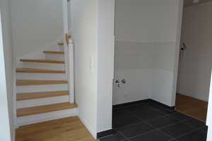 Moderne 2-Raum-Maisonette-Wohnung  - Balkon - Fußbodenheizung - Parkett - – Braunschweiger Str. 13, 39112 Magdeburg – Vorschaubild 3