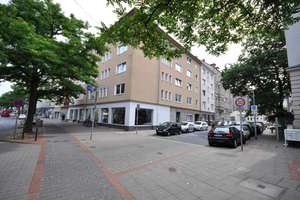 **Erstbezug nach Sanierung** Badewanne, Einbauküche und Laminat – Große Barlinge 1, 30171 Südstadt, Hannover – Vorschaubild 11