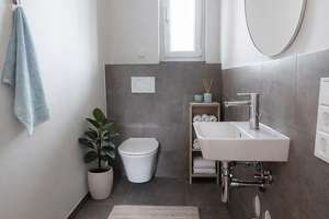 Modernes Wohnen im Penthouse - 3 Zimmer mit Tageslichtbad und Loggia – Hildegard-Knef-Straße 99, 40549 Heerdt, Düsseldorf – Vorschaubild 3