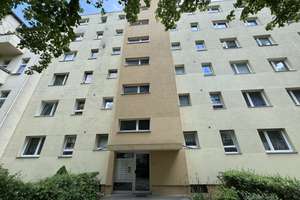 Ruhige, sonnige und vermietete Eigentumswohnung in zentraler Lage am Rathaus Steglitz – Rothenburgstr. 40, 12163 Steglitz, Berlin – Vorschaubild 3