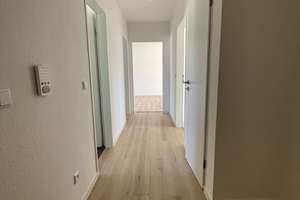Großzügige & frisch renovierte 3 Zimmer Wohnung in Pforzheim