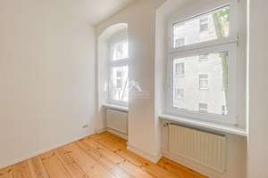 KLASSISCH SCHÖNE UND GEPFLEGTE ALTBAUWOHNUNG IN ERSTKLASSIGER LAGE AM REUTERPLATZ! PROVISIONSFREI! – Reuterstr. 50, 12047 Neukölln (Ortsteil), Berlin – Vorschaubild 2